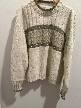 Vintage Columbia Sportswear Co. Speckled Cable Knit Crewneck Pullover Sweater